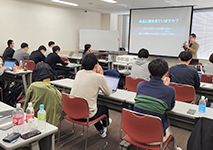 当院考案の耳つぼファスティング🄬のダイエットプログラムについて講習会の様子01